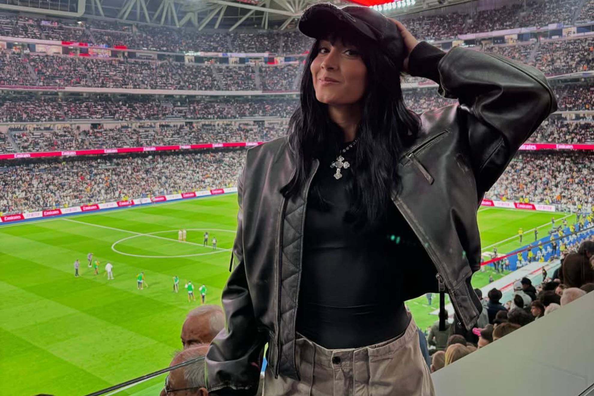 也折射出 也折射出